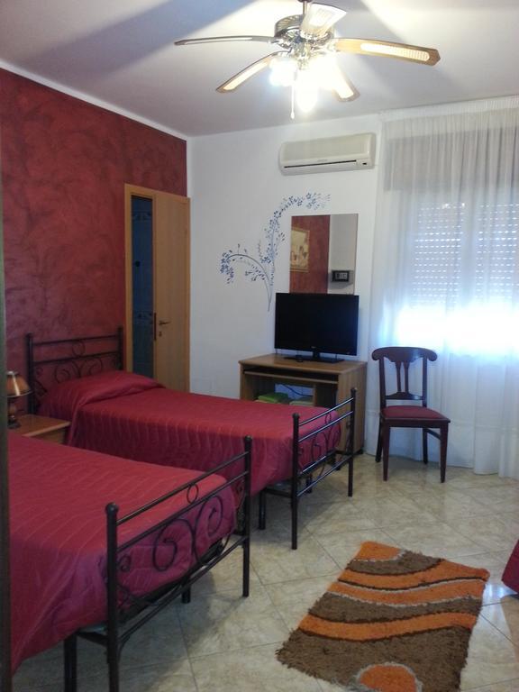 B&B Da Pietro Calascibetta Habitación foto